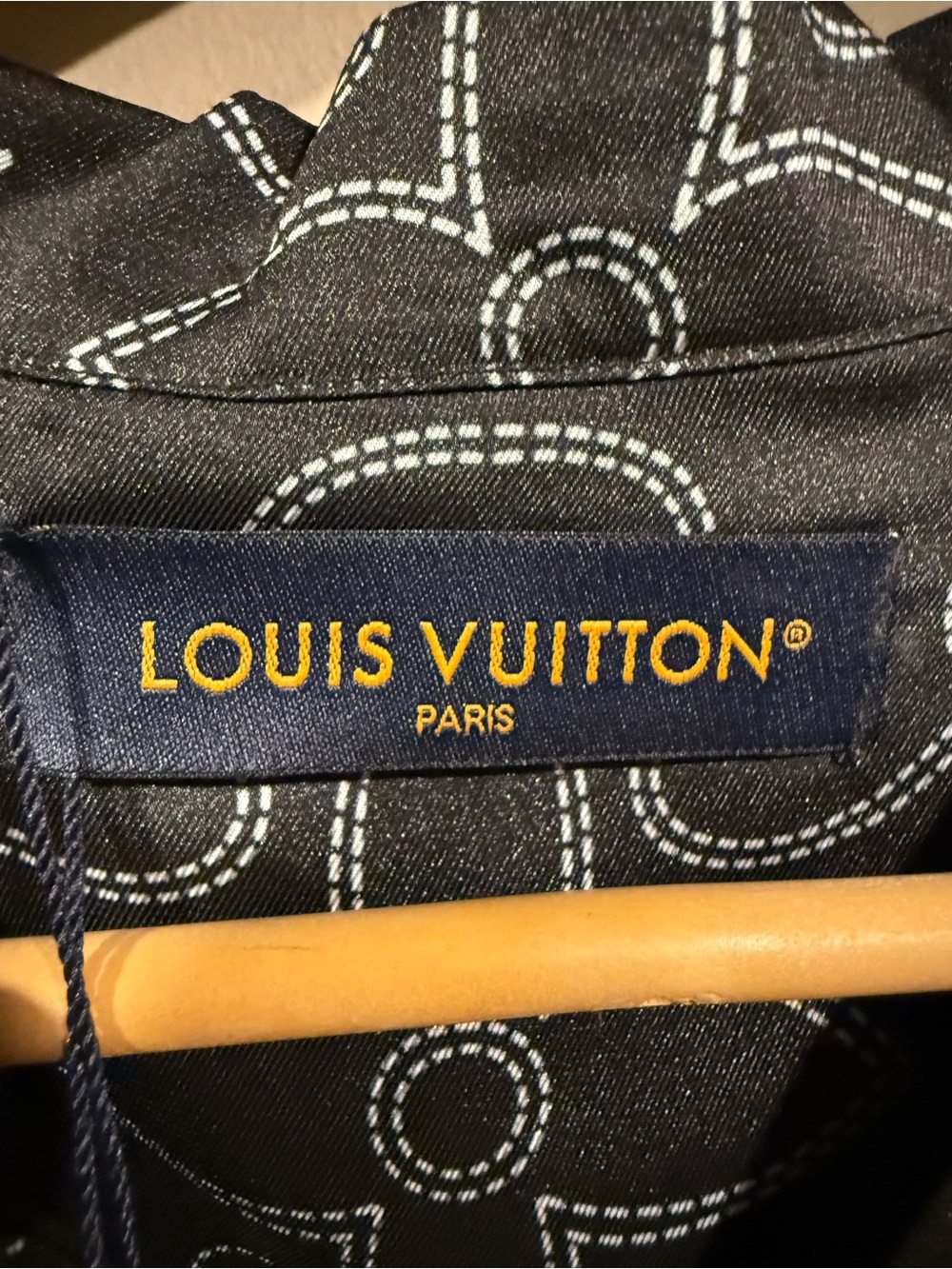 Louis Vuitton Black Short-Sleeve Monogram Print Button-Down Shirt w/shorts (Set) image 6